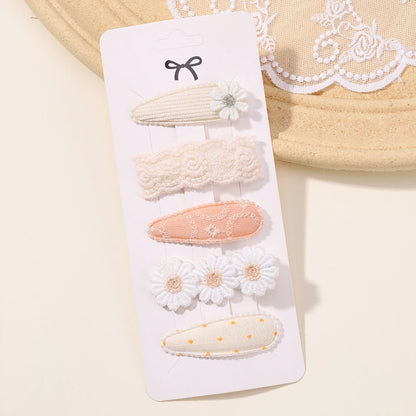 5Pcs Daisy Print BB Hair Clips for Girls – Sweet Style Hair Accessories Set