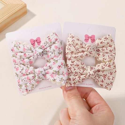 2Pcs Flower Print Bow Hair Clips for Baby Girls – Handmade Cotton Plaid Hairpins